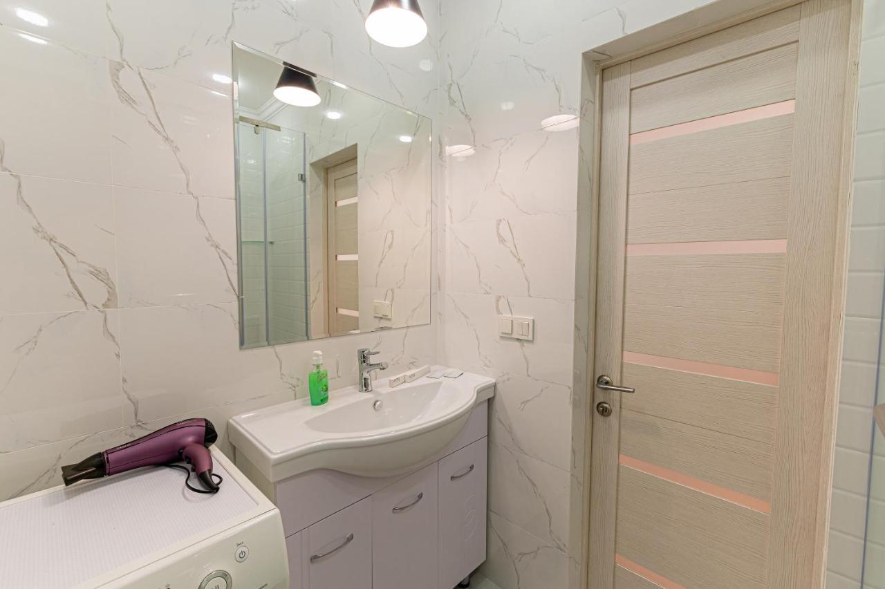 Золотой Квадрат Астаны Apartment Astana Exterior foto